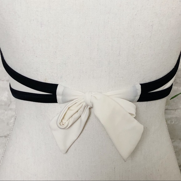 XHILARATION Black & White Bikini Top Size D/DD - Picture 8 of 11